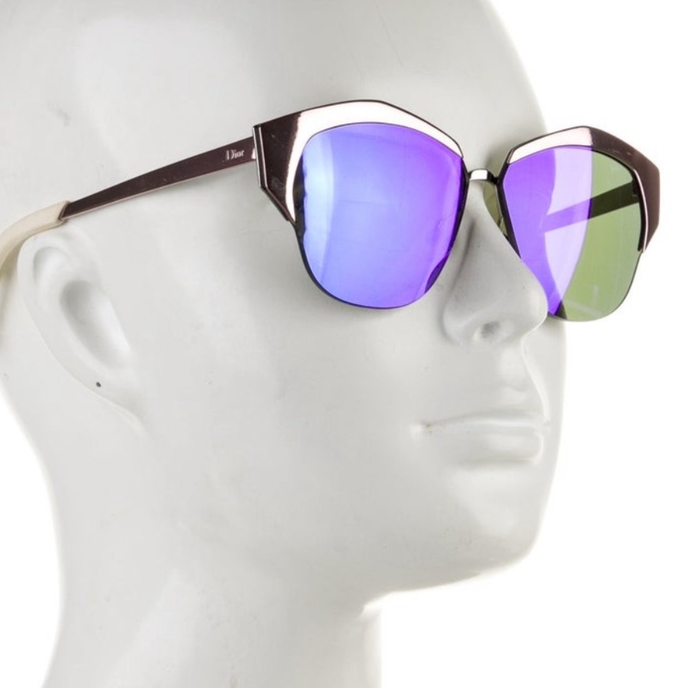 CHRISTIAN DIOR Mirrored Sunglasses w/Case